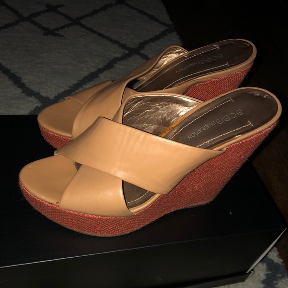 BCBGeneration - Imagene Wedged Sandals - Picture 2 of 4